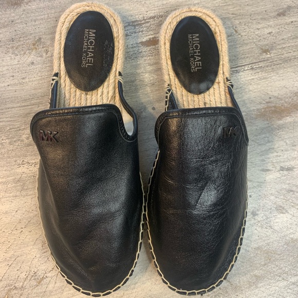 Michael Kors Hasting Leather Black Mules like new used once. - Picture 2 of 6